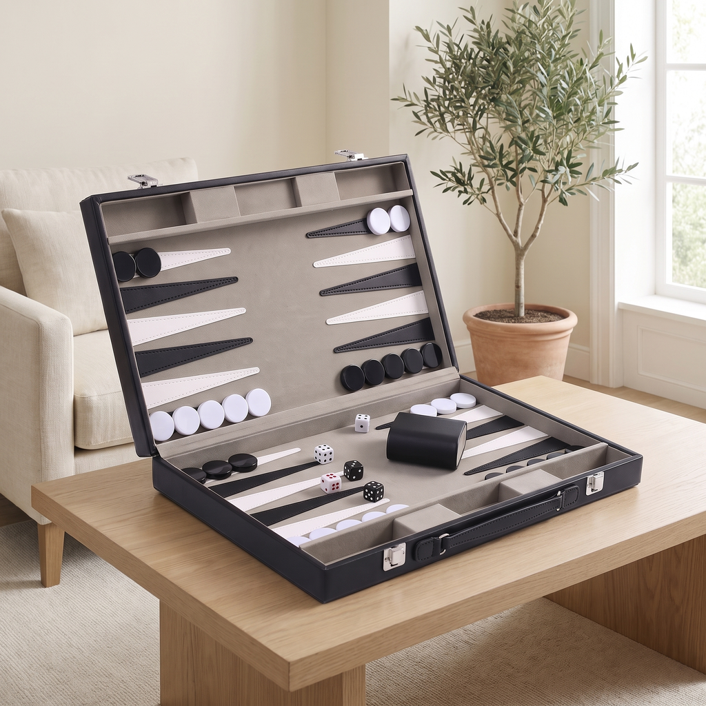 Backgammon Milano - Mallette Simili Cuir Noir — en situation