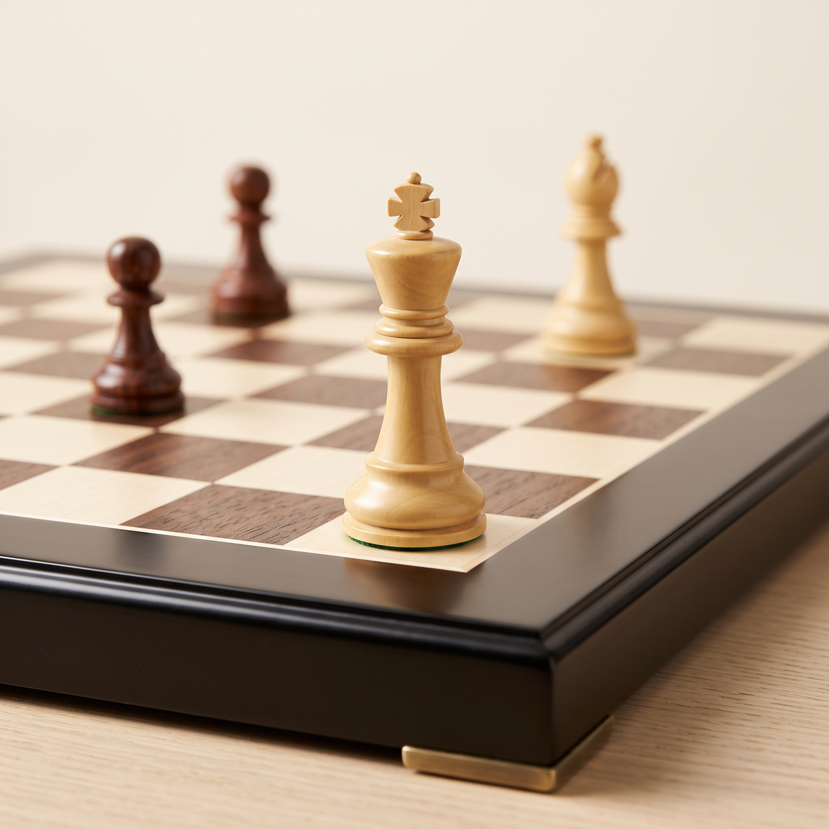 Jeu d'échecs avec tiroir en bois d'Olivier — detail