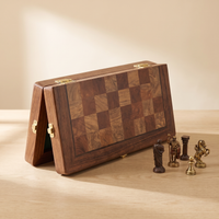 Échiquier pliable en bois d'Acajou et pièces en laiton — rangement