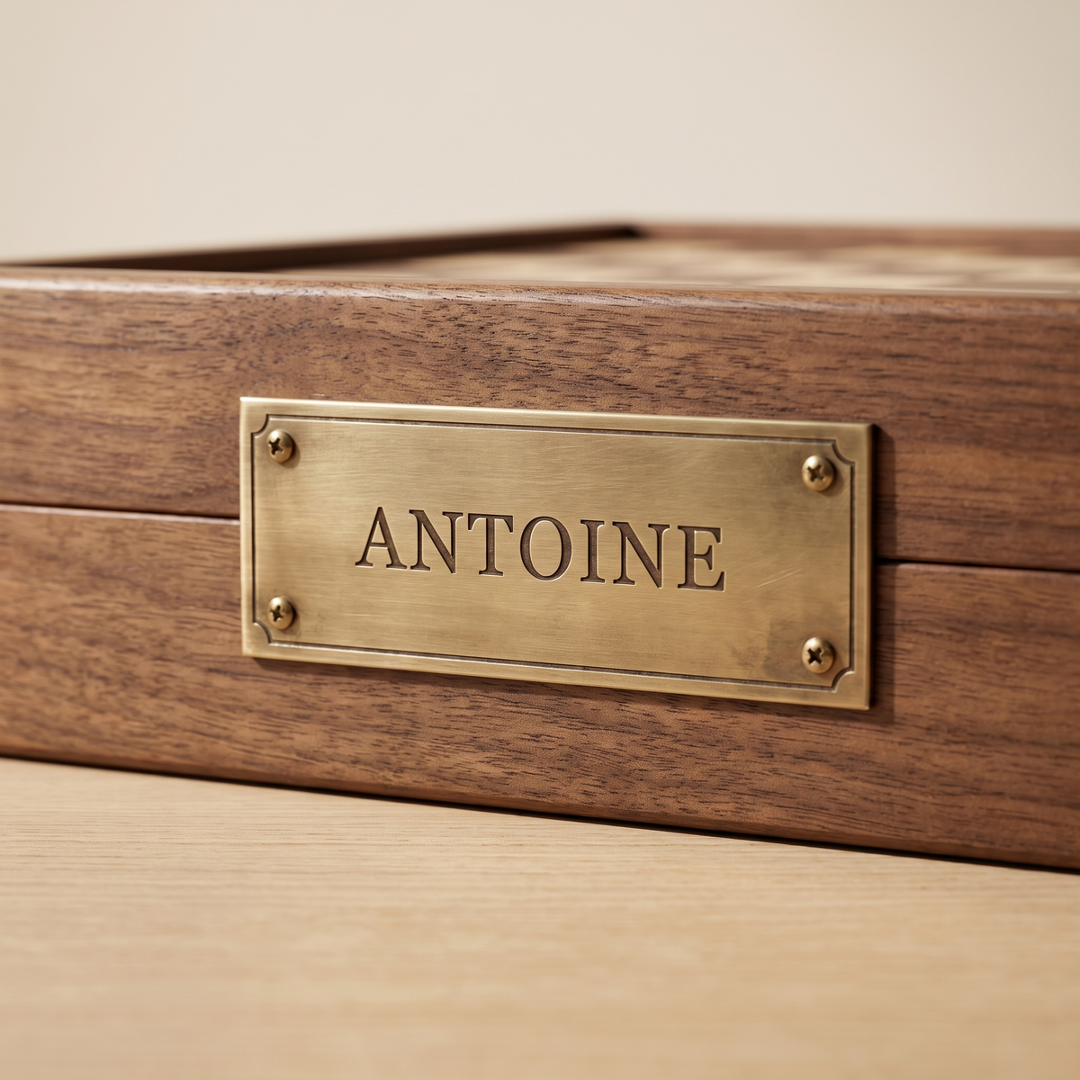 Gravure personnalisée — plaque gravee